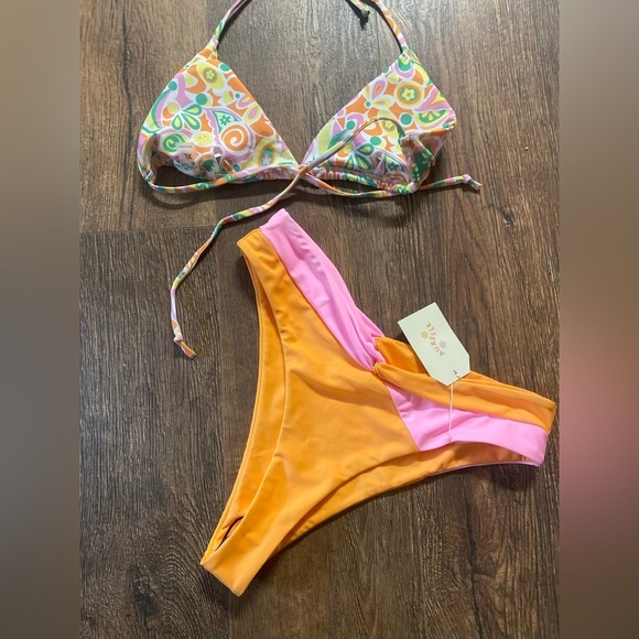 Aurelle colorful retro  bikini NEW - Picture 2 of 2